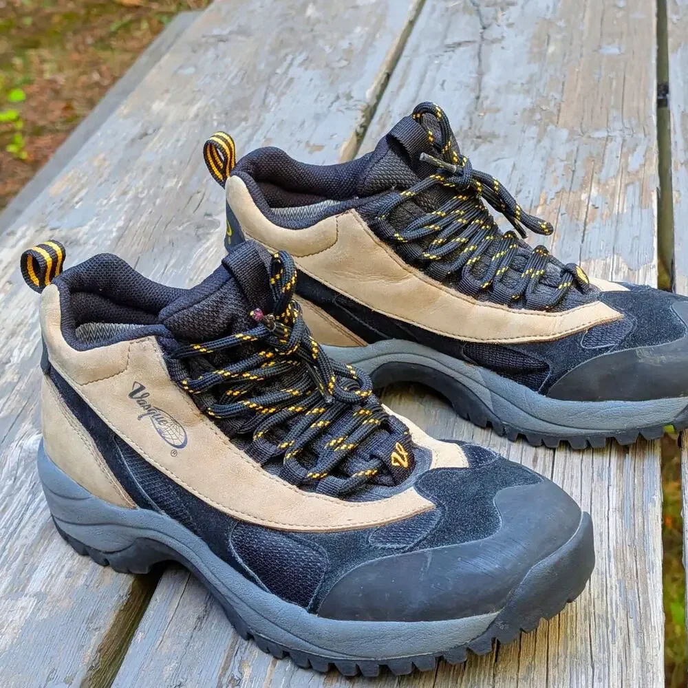 Vasque VST Mens Size 9 Suede Low Top Hiking Trail Shoes Gorpcore Sneakers